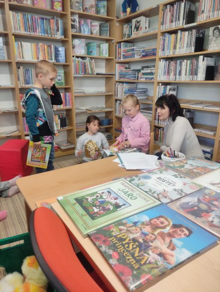 3oddeleni-knihovna-06