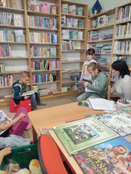 3oddeleni-knihovna-08