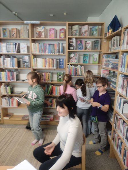 3oddeleni-knihovna-15